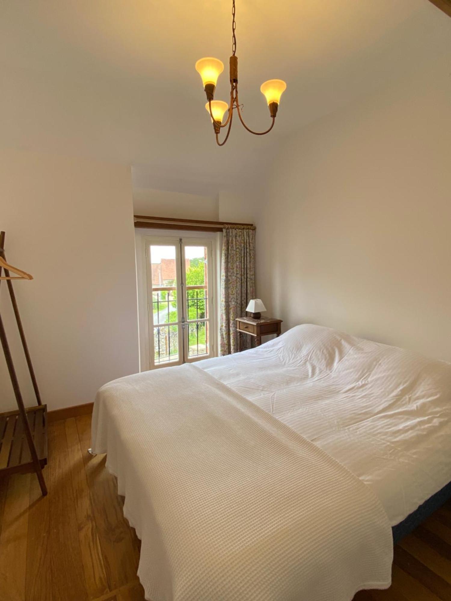 Holiday home Maison L'abeille Saint-Plantaire